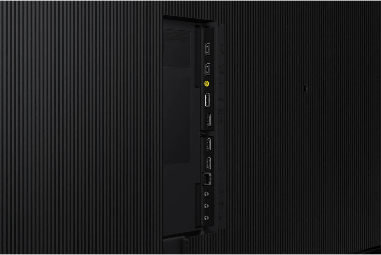 Samsung Crystal Signage QMC, 98" 4K UHD VA Display, 75Hz Refresh Rate, 8ms Response Time, 13.9mm Bezel Width, Tizen 7.0 OS, 16GB Flash Memory, 600 x 400mm Free VESA Mount, Black | LH98QMCEBGCXZA